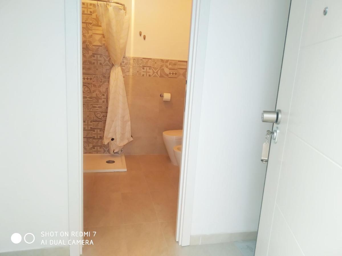Aurisa Apartment บารี ภายนอก รูปภาพ