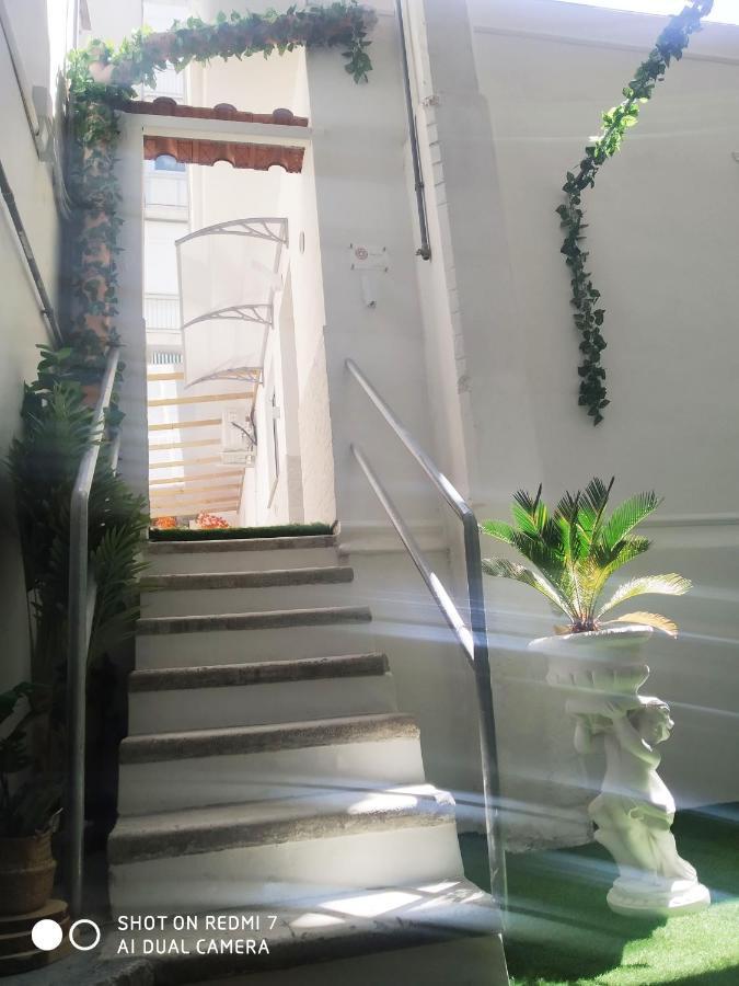 Aurisa Apartment บารี ภายนอก รูปภาพ